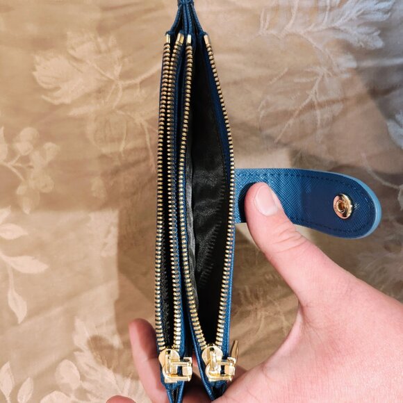 Travelambo Blue Travel Wallet, New Without Tags - Picture 6 of 8